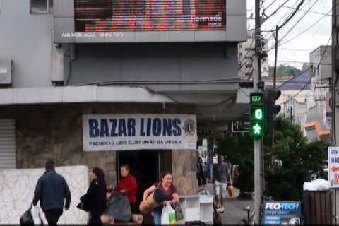 Lions Clube de União da Vitória realiza tradicional bazar em parceria com Idosos do Lar de Nazareth